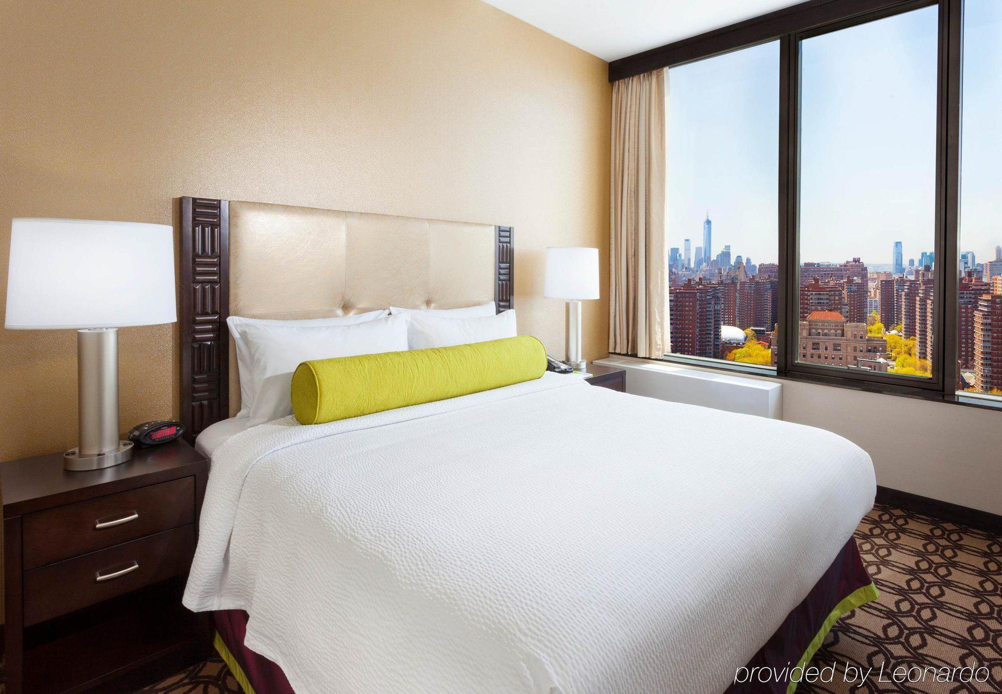Fairfield Inn & Suites By Marriott New York Midtown Manhattan/Penn Station Buitenkant foto